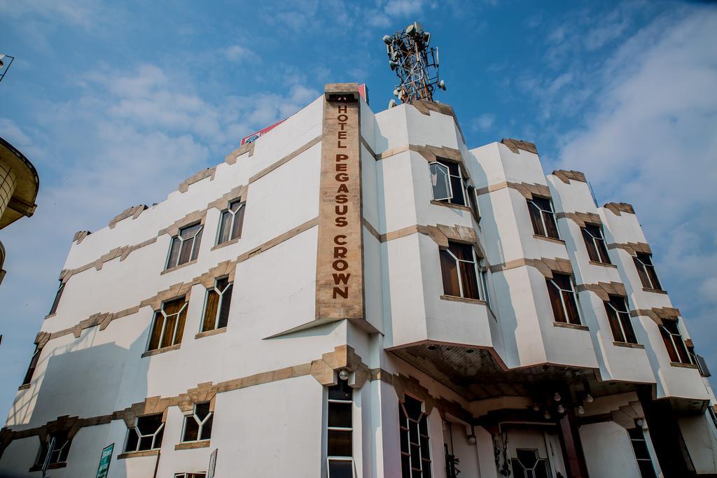 Hotel Pegasus Crown Shillong Exterior foto